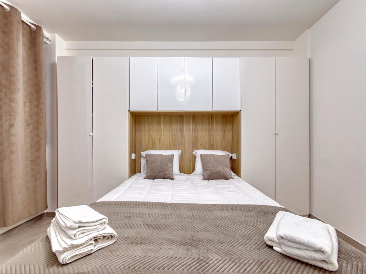 City Vibes, Indoor Parking, Breakfast & Air Conditioning Nizza Esterno foto