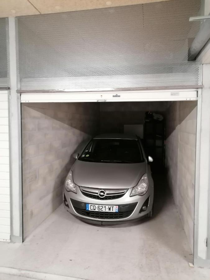 City Vibes, Indoor Parking, Breakfast & Air Conditioning Nizza Esterno foto